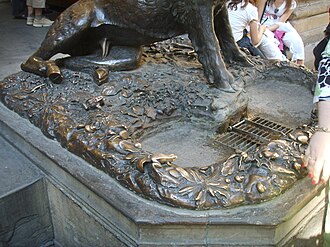 Fontana del Porcellino